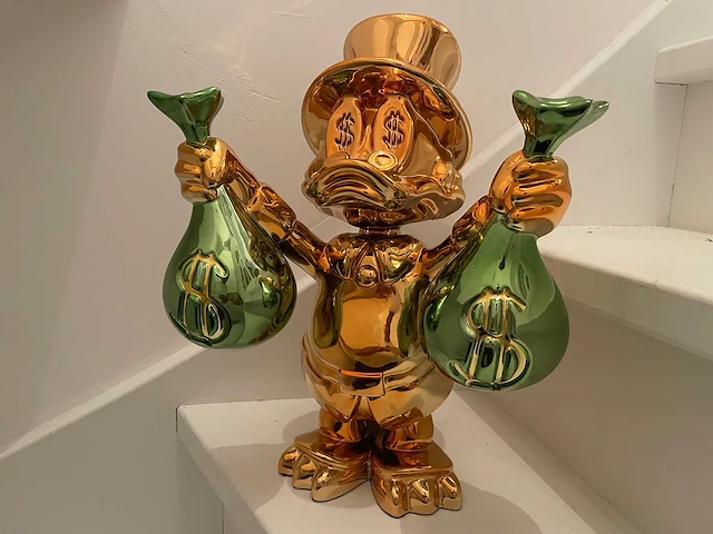 Dagobert duck naor26 sculptuur - afbeelding 1 van  9