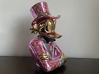Dagobert duck pop art beeld, roze, 2025 - afbeelding 3 van  11