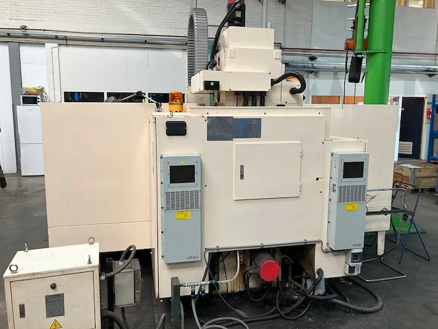 Dah lih - 1996 - mcv-1020b - verticale cnc-bewerkingscentra - afbeelding 15 van  19