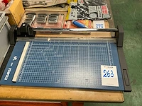 Dahle 552 papiersnijder en diversen - afbeelding 2 van  5
