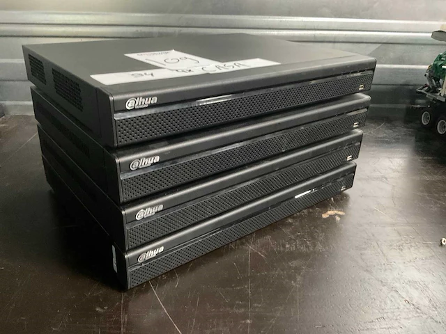 Dahua dhi-xvr7216a video recorder recorder (4x) - afbeelding 1 van  5