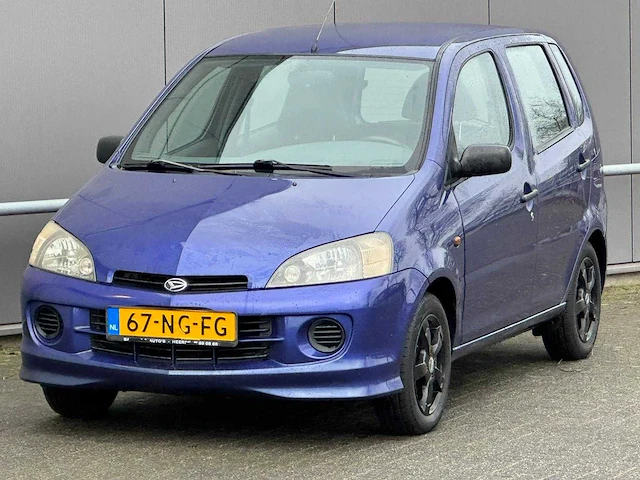 Daihatsu - 2003 - young rv - 1.0-12v sti - 67-ng-fg - afbeelding 1 van  15