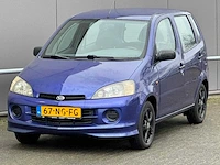 Daihatsu - 2003 - young rv - 1.0-12v sti - 67-ng-fg - afbeelding 1 van  15