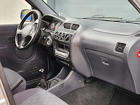 Daihatsu - 2004 - terios - 1.3 sxe - 31-pt-zl - afbeelding 10 van  24