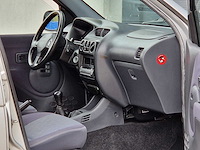 Daihatsu - 2004 - terios - 1.3 sxe - 31-pt-zl - afbeelding 11 van  24