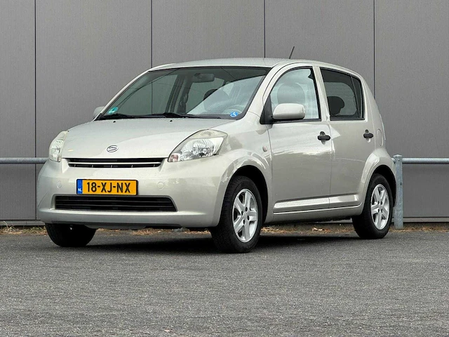 Daihatsu - 2007 - sirion 2 - 1.3-16v comfort - 18-xj-nx - afbeelding 1 van  17