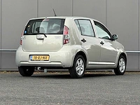 Daihatsu - 2007 - sirion 2 - 1.3-16v comfort - 18-xj-nx - afbeelding 4 van  17