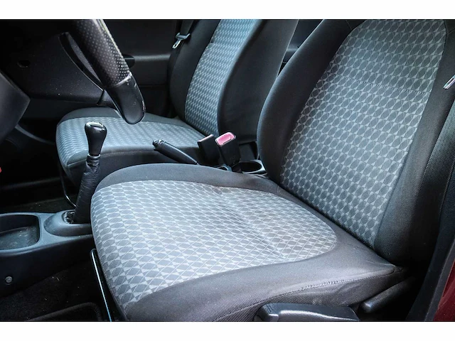 Daihatsu - trevis - 1.0 g-627-jk - afbeelding 15 van  19
