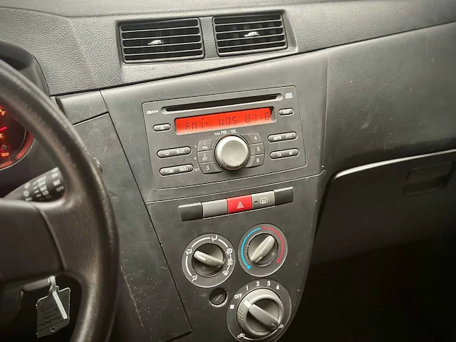 Daihatsu cuore 1.0 premium, 85-grt-8 - afbeelding 4 van  13