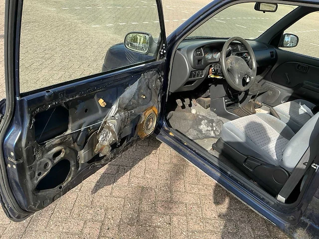 Daihatsu cuore personenauto - afbeelding 17 van  23