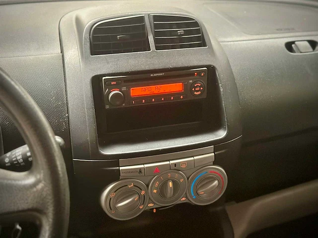 Daihatsu sirion 2 1.0 12v trend, 18-rn-kx - afbeelding 2 van  13