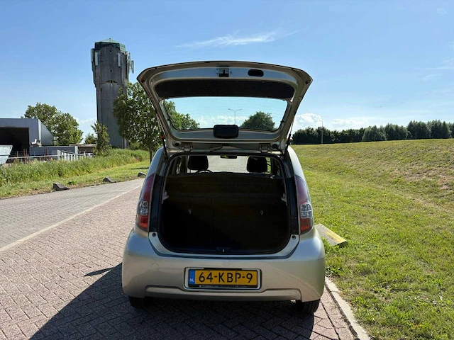 Daihatsu sirion 2 1.0-12v trend 64-kbp-9 - afbeelding 10 van  21