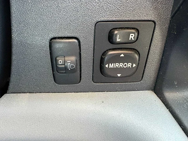 Daihatsu sirion 2 1.0-12v trend 64-kbp-9 - afbeelding 20 van  21
