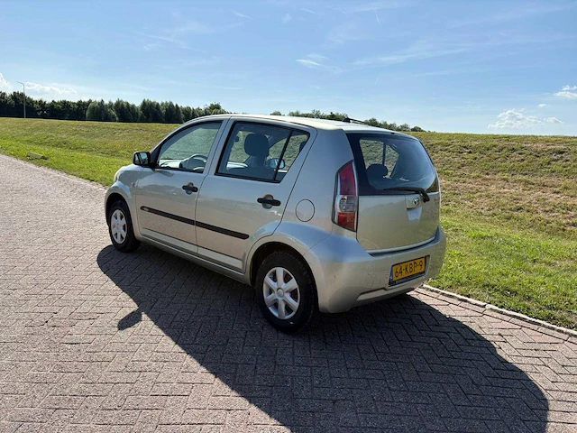 Daihatsu sirion 2 1.0-12v trend 64-kbp-9 - afbeelding 15 van  21