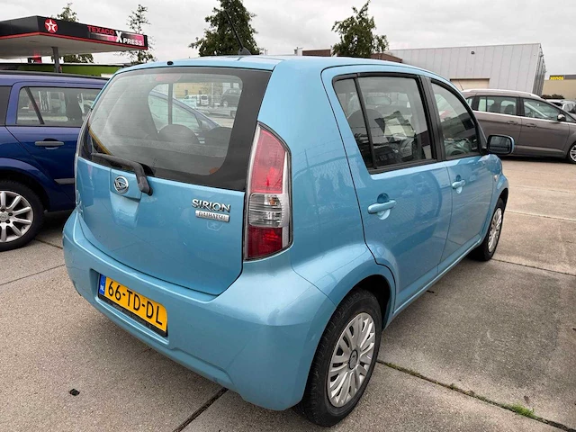 Daihatsu sirion 2 1.0-12v trend 66-td-dl - afbeelding 4 van  9