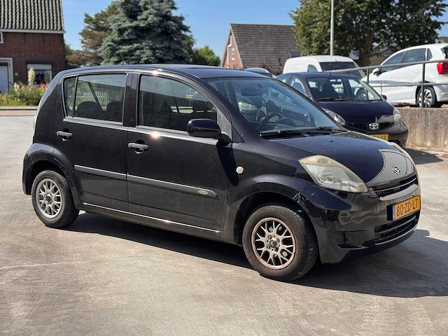 Daihatsu sirion 2 1.0-12v trend, 80-zd-lt - afbeelding 11 van  15