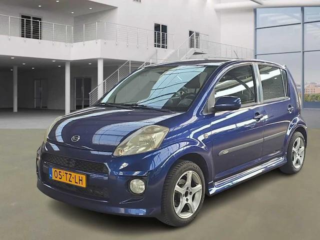 Daihatsu sirion 2 1.3-16v comfort , 05-tz-lh - afbeelding 1 van  16