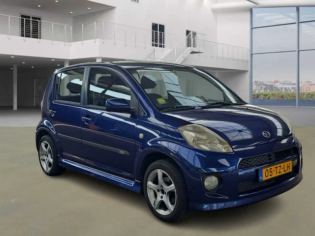 Daihatsu sirion 2 1.3-16v comfort , 05-tz-lh - afbeelding 9 van  16