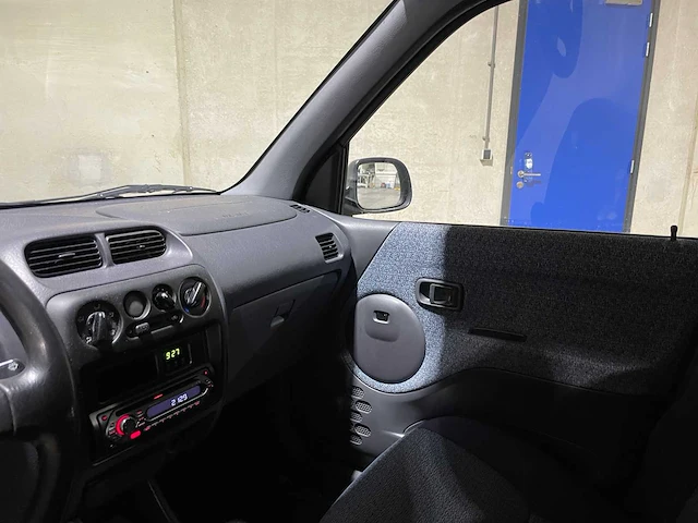Daihatsu terios 1.3 sxe 86pk 2001, 56-hb-rd - afbeelding 11 van  36