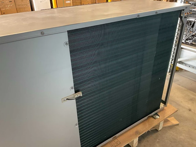 Daikin - altherma 3 m 9kw - ebla09da3w1 - lucht-water warmtepomp buiten-unit - afbeelding 3 van  6