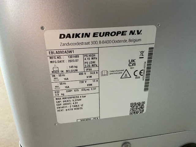 Daikin - altherma 3 m 9kw - ebla09da3w1 - lucht-water warmtepomp buiten-unit - afbeelding 5 van  6