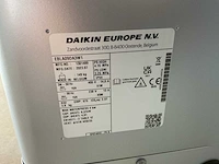 Daikin - altherma 3 m 9kw - ebla09da3w1 - lucht-water warmtepomp buiten-unit - afbeelding 5 van  6