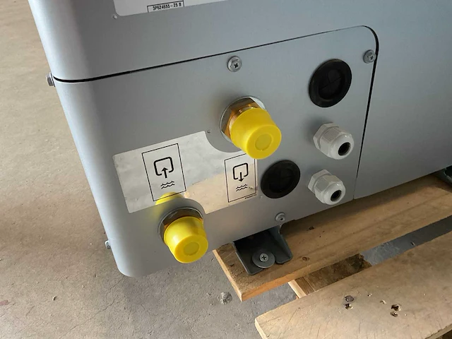 Daikin - altherma 3 m 9kw - ebla09da3w1 - lucht-water warmtepomp buiten-unit - afbeelding 5 van  7