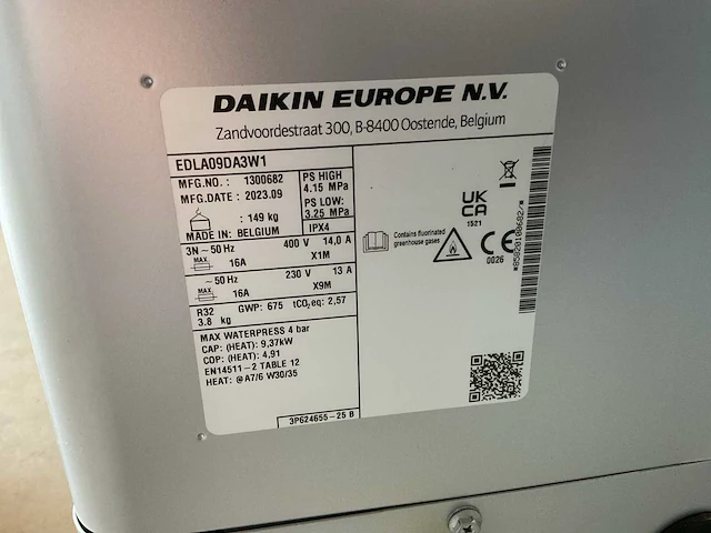 Daikin - altherma 3 m 9kw - ebla09da3w1 - lucht-water warmtepomp buiten-unit - afbeelding 6 van  7