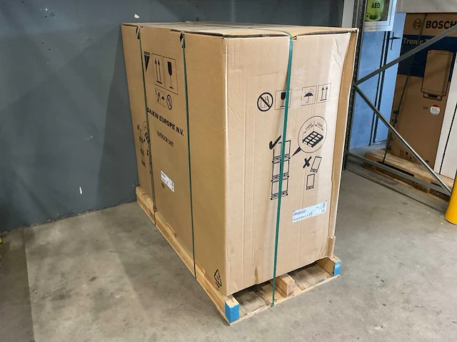 Daikin - altherma 3 r mt 8kw - erra08eaw1 - lucht-water warmtepomp buiten-unit - afbeelding 3 van  4