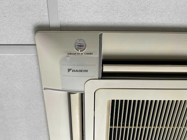 Daikin airconditioning binnen units (3x) - afbeelding 5 van  12