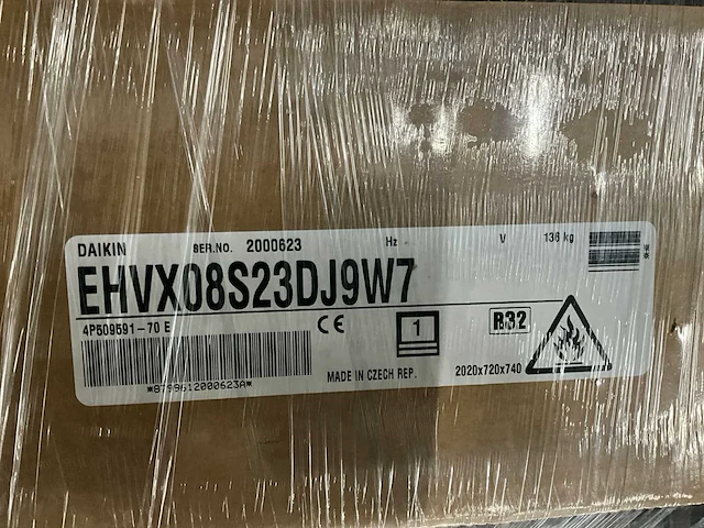 Daikin altherma 3 ehvx08s23dj9w7 warmtepomp 7,5 kw lucht water - afbeelding 4 van  4