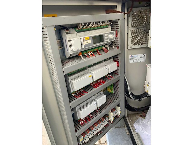 Daikin chiller luchtgekoeld - afbeelding 8 van  17