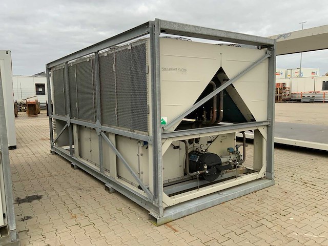 Daikin chiller luchtgekoeld - afbeelding 1 van  17