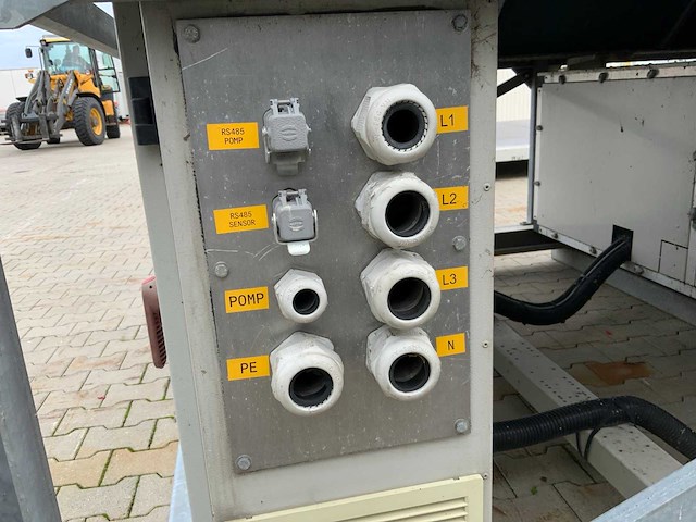 Daikin chiller luchtgekoeld - afbeelding 14 van  17