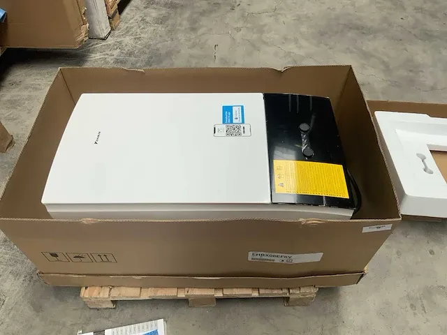 Daikin ehbx08ef6v warmtepompboiler - afbeelding 1 van  7