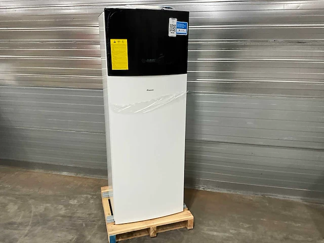 Daikin ehvx08s18eaa9w warmtepomp binnenunit 9kw - afbeelding 4 van  11