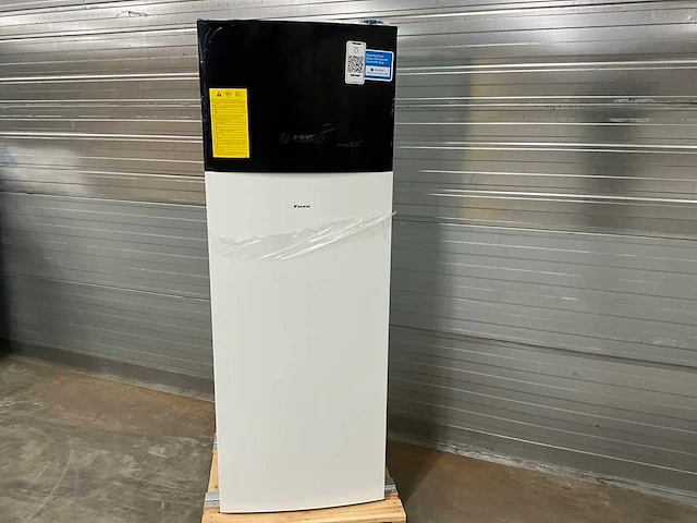 Daikin ehvx08s18eaa9w warmtepomp binnenunit 9kw - afbeelding 10 van  11