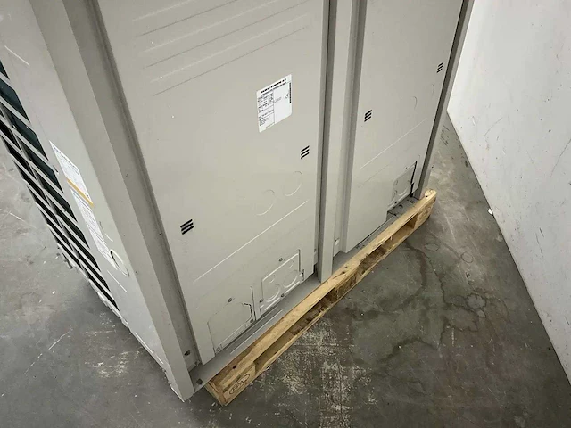 Daikin europe - lreq15b7y1 - inverter unit - afbeelding 10 van  10