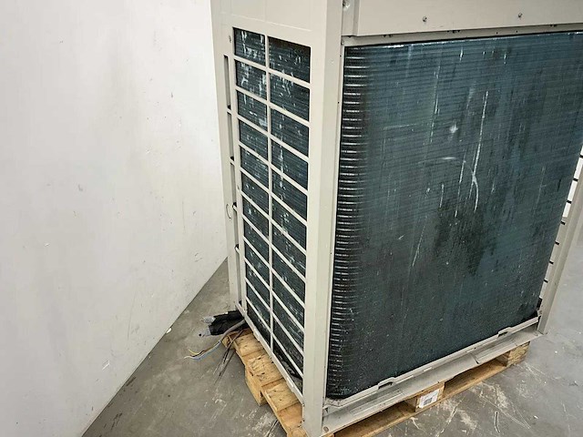 Daikin europe - lreq15b7y1 - inverter unit - afbeelding 7 van  10