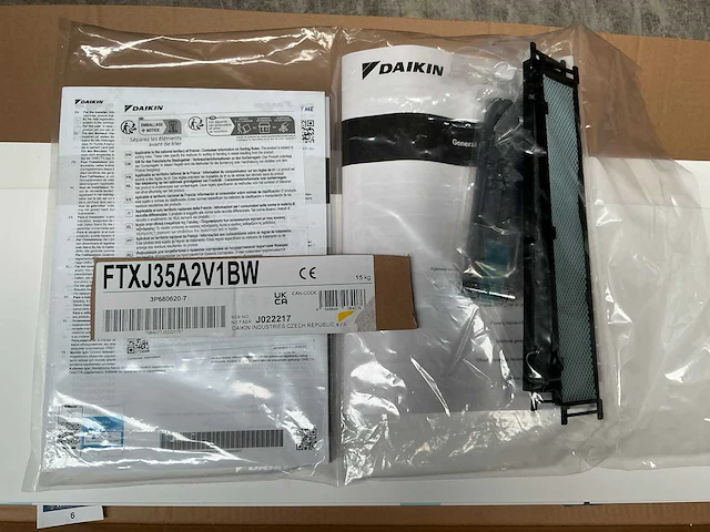Daikin ftxj35a2v1bw binnenunit - afbeelding 3 van  3