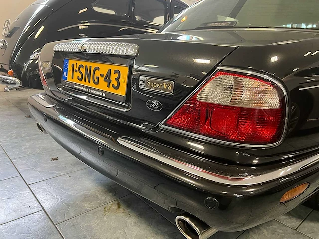 Daimler - 1999 - 4.0 - 4.0 v8 - 1-sng-43 - afbeelding 16 van  19
