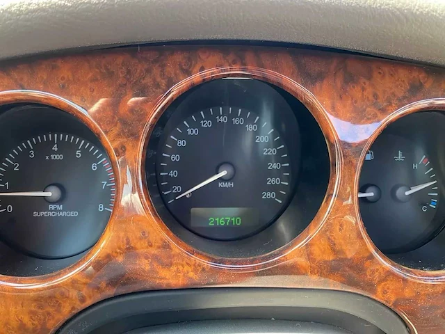 Daimler - 1999 - 4.0 - 4.0 v8 - supercharged - 1-sng-43 - afbeelding 4 van  18