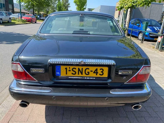 Daimler - 1999 - 4.0 - 4.0 v8 - supercharged - 1-sng-43 - afbeelding 14 van  18