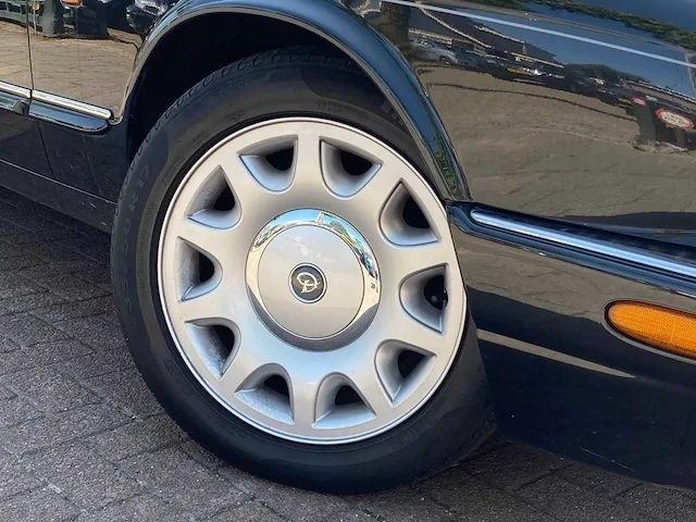 Daimler - 1999 - 4.0 - 4.0 v8 - supercharged - 1-sng-43 - afbeelding 18 van  18