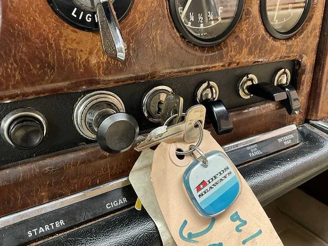 Daimler - oldtimer (1968) - afbeelding 22 van  40