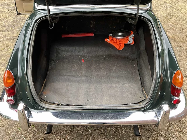 Daimler - oldtimer (1968) - afbeelding 31 van  40