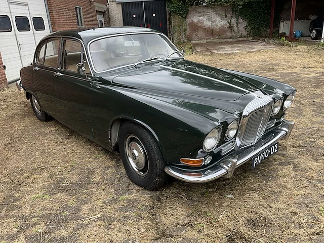 Daimler - oldtimer (1968) - afbeelding 23 van  40
