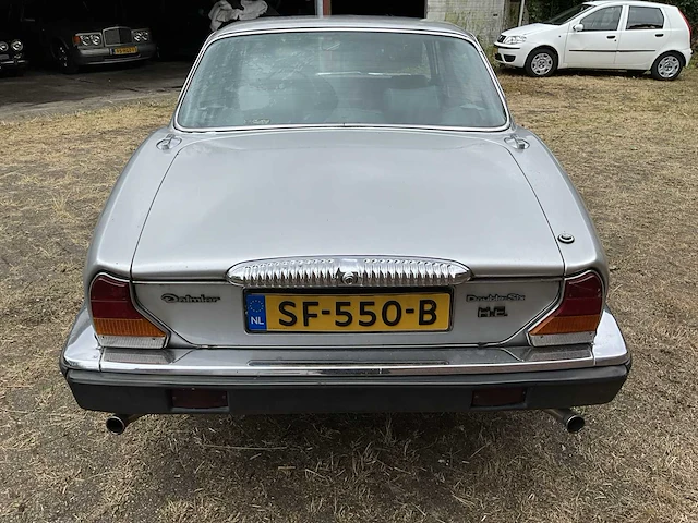 Daimler - xj - oldtimer (1982) - afbeelding 6 van  32