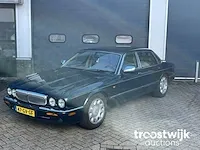 Daimler 4.0 4.0 v8 super automaat, 47-gv-gf - afbeelding 1 van  18