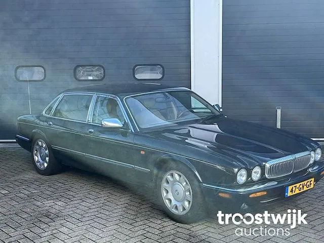 Daimler 4.0 4.0 v8 super automaat, 47-gv-gf - afbeelding 12 van  18